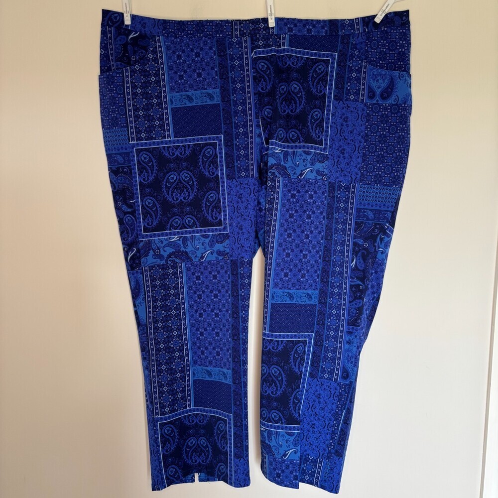 Isaac Mizrahi NEW 24/7 Stretch PullOn Floral Paisley Pant Women 32W Blue Stretch